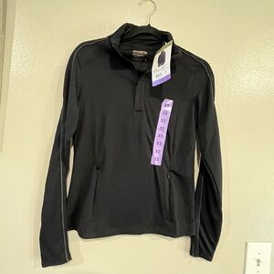 Women’s  Long Sleeve Workout Tops Quarter Zip  size. S.    Black